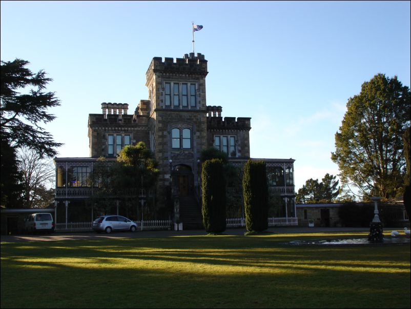 DSC01185_larnach castle
